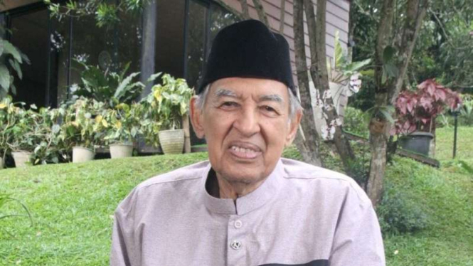 Prof. Dr. M Quraish Shihab