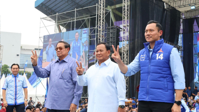 SBY, Prabowo dan AHY saat kampanye nasional Partai Demokrat di Malang