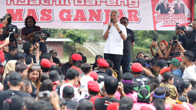 Calon Presiden Nomor Urut 3, Ganjar Pranowo Berkampanye di Balikpapan, Kalimantan Timur.