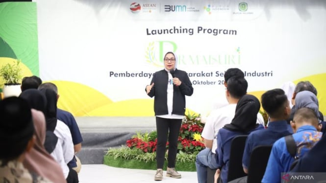 Direktur Sumber Daya Manusia (SDM) Pupuk Indonesia, Tina T. Kemala Intan