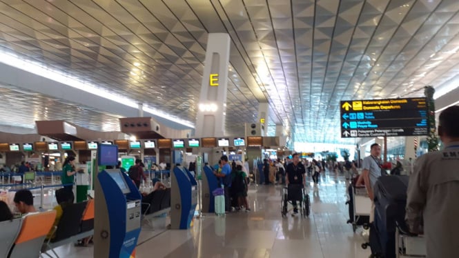 Pergerakan penumpang di Terminal 3, Bandara Soetta