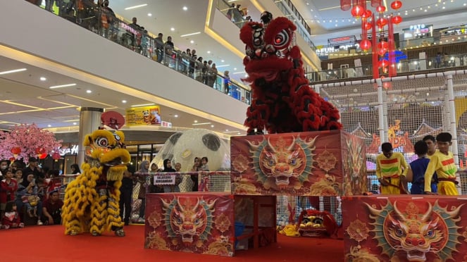 El Festival de la Danza del León ameniza las celebraciones del Año Nuevo Chino en Ciputra Mall Tangerang