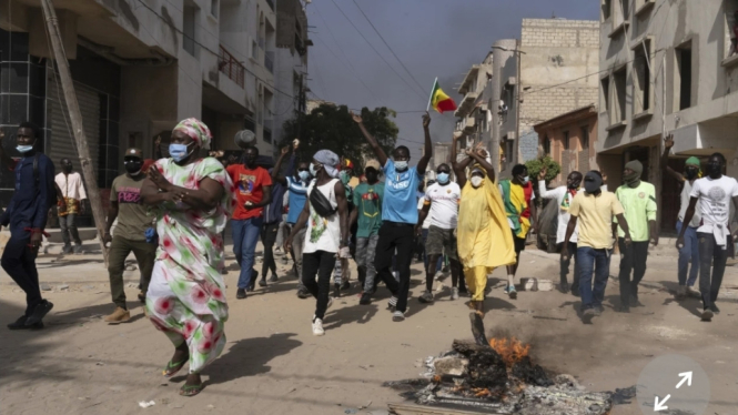 Massa Karicuhan di Senegal (Doc: AP Photo)