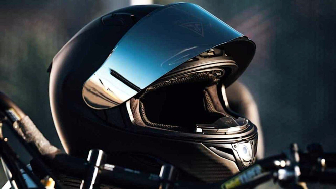 Helm Forcite yang akan jadi basis GoPro