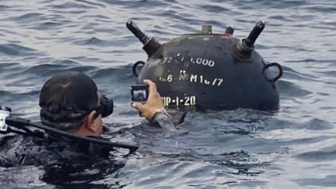 VIVA Militer: Proses pencarian ranjau laut