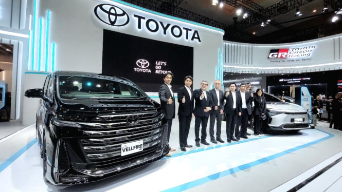 Toyota-Astra Motor luncurkan Vellfire hybrid