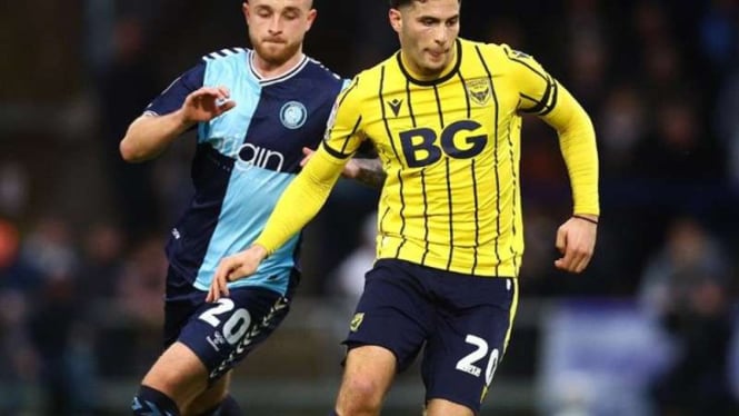 Duel Wycombe Wanderers vs Oxford United