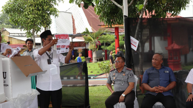 Proses perhitungan suara pemilu 2024 di Rutan Tangerang