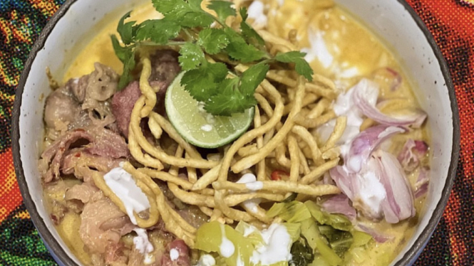 Khao Soi, kuliner khas Thailand.