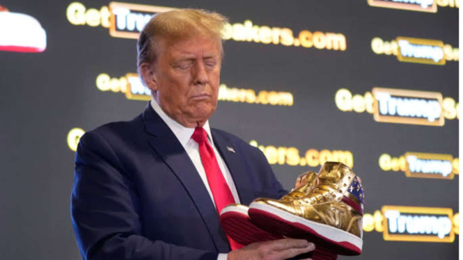 Donald Trump rilis sneaker