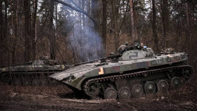 VIVA Militer: Kendaraan lapis baja militer Ukraina