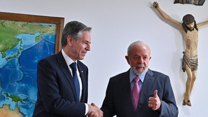 Momen Pertemuan Blinken dan Presiden Lula da Silva (Doc: Anadolu Ajansi)