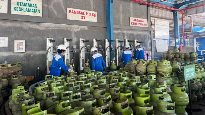 Pertamina menambah gas LPG 3kg untuk Bali 