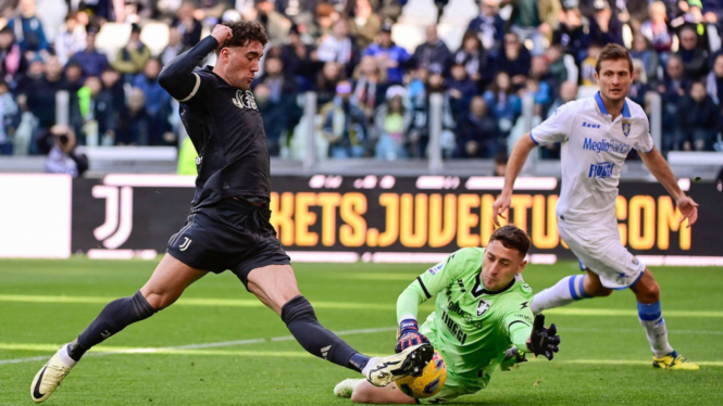 Duel Juventus vs Frosinone