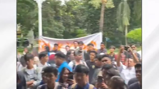Tangkapan layar mahasiswa Universitas Pancasila demo soal dugaan kekerasan seksual