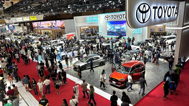 Booth Toyota di IIMS 2024