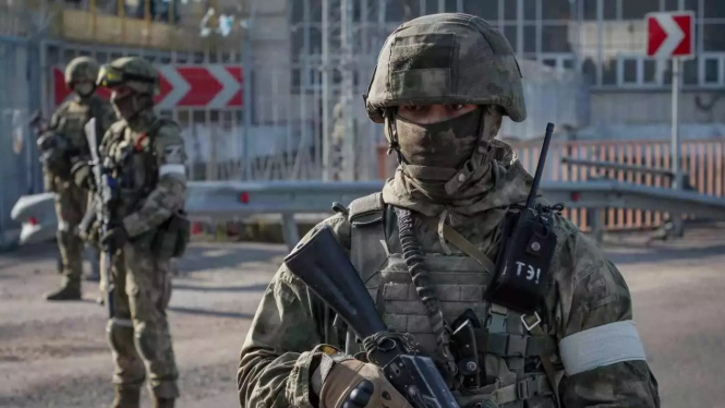 VIVA Militer: Tentara Rusia menduduki Kherson
