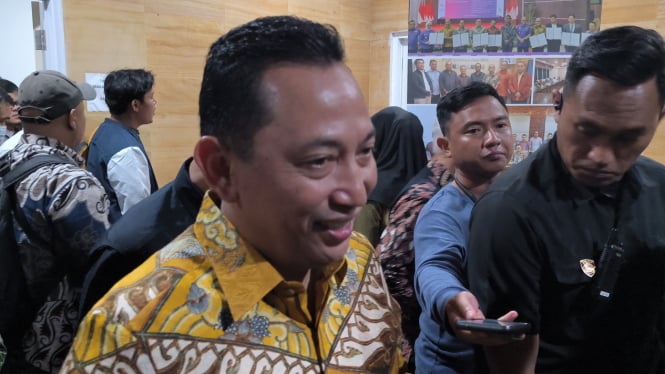 Kapolri Jenderal Listyo Sigit Prabowo di acara peluncuran buku Haedar Nashir di Perpusnas, Jakarta Pusat, Senin, 4 Maret 2024 malam.