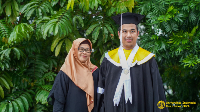 Raditya Arief mahasiswa disabilitas UI lulus cumlaude IPK 3,85 selama 3,5 Tahun 