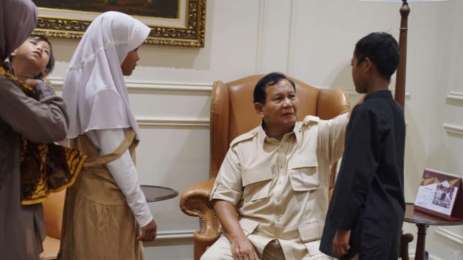 Prabowo Beri Rumah dan Ladang Ternak untuk Keluarga Bocah SD Korban Bully