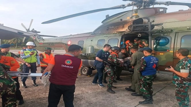 Evakuasi pilot pesawat Smart Air yang jatuh di Kaltara