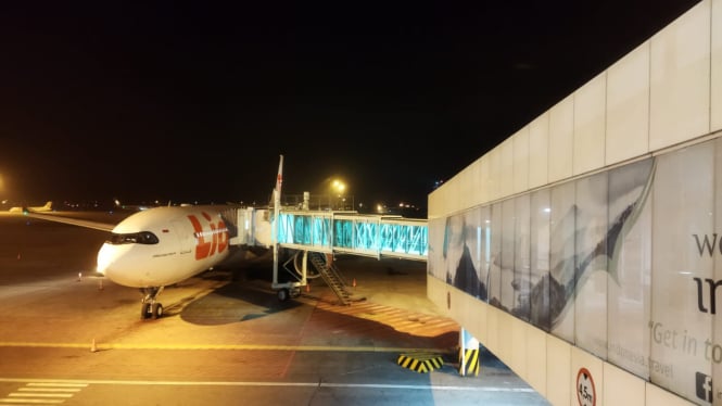 Lion Air saat mendarat di Bandara Kualanamu.(istimewa/VIVA)