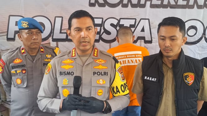 Polisi tangkap DPT Mucikari Elit bertarif Puluhan juta di Kota Bogor. Muhammad AR/VIVA