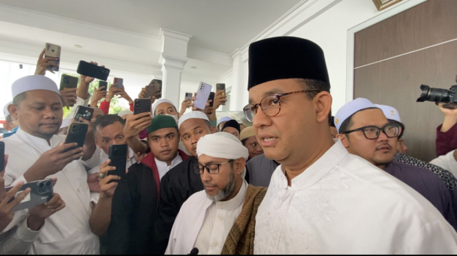 Anies Baswedan melayat ke rumah Habib Hasan bin Jafar Aasegaf