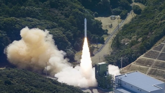 Roket Kairos milik Space One Meledak saat peluncuran di Kushimoto, Jepang