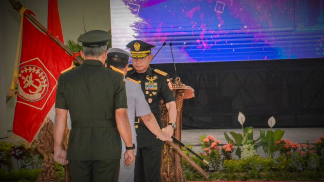 VIVA Militer: Sertijab Komandan Kodiklat TNI 