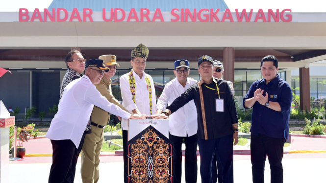 Presiden RI Joko Widodo meresmikan Bandar Udara Singkawang, Kalbar, Rabu 20 Maret 2024.
