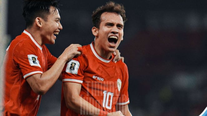 El equipo nacional indonesio Egy Maulona Vikri ha disparado contra Vietnam