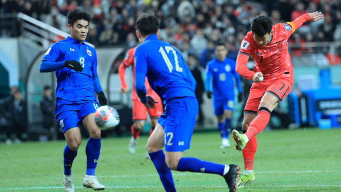 Duel Korea Selatan vs Thailand