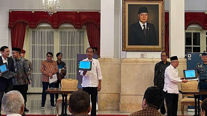 Presiden Joko Widodo dan Wakil Presiden Ma'ruf Amin Lapor Pajak Tahunan 2023