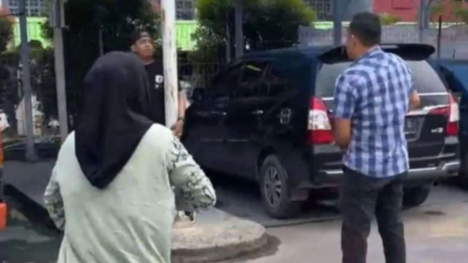 Oknum Polisi Tembak Hingga Bacok Dua Debcolector di Palembang