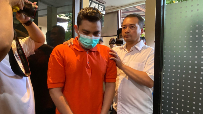 Pelaku kobi mampang resmi ditahan Polsek Mampang