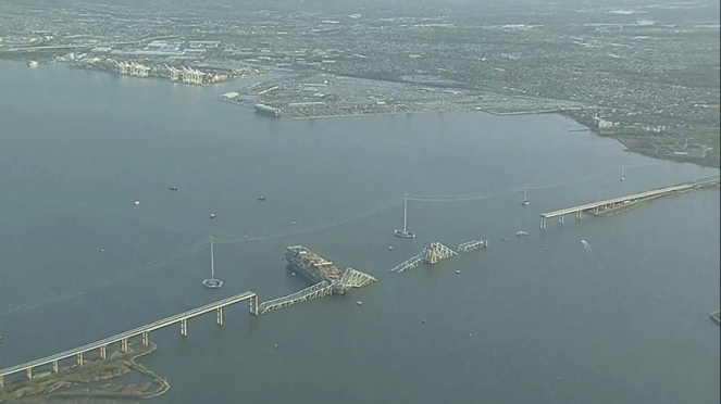 Penampakan Before After Jembatan Di Baltimore As Yang Runtuh Ditabrak Kapal Halaman