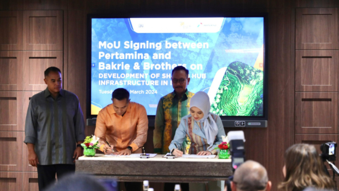 Pertamina dan Bakrie Group bersepakat untuk mengembangkan Infrastruktur Shared Hub di IKN yang merupakan bagian dari Nusantara Knowledge Hub di Ibu Kota Nusantara (IKN). 
