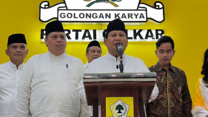 Capres pemenang Pilpres 2024, Prabowo Subianto di Kantor DPP Partai Golkar, Jakarta Barat, Jumat, 29 Maret 2024