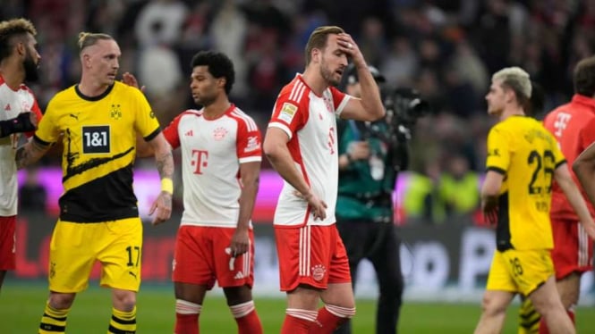 Pemain Bayern Munich Harry Kane usai dikalahkan Borussia Dortmund