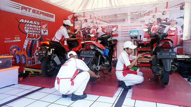 Servis motor Honda / AHASS SIaga