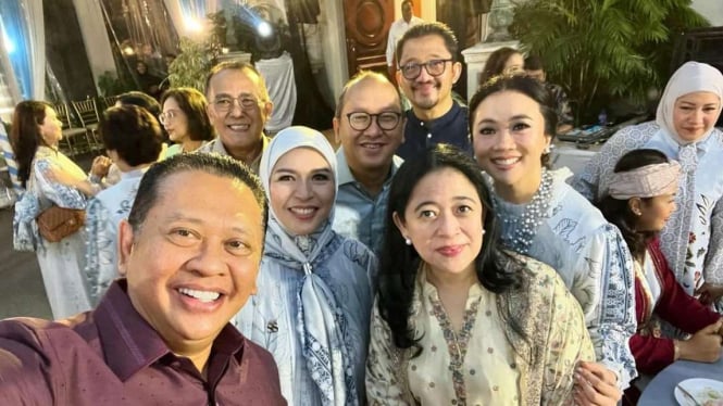 Ketua DPP PDIP Puan Maharani hadir di acara buka bersama (bukber) di rumah Ketua TKN Prabowo-Gibran, Rosan Roeslani pada Sabtu kemarin. 
