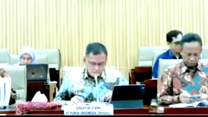 Direktur Utama PT Pupuk Indonesia (Persero), Rahmad Pribadi, dalam Rapat Dengar Pendapat (RDP) bersama Komisi VI DPR RI, di kawasan Senayan, Jakarta, Selasa, 2 April 2024.