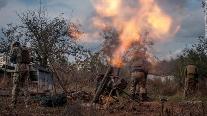 VIVA Militer: Serangan mortir militer Rusia