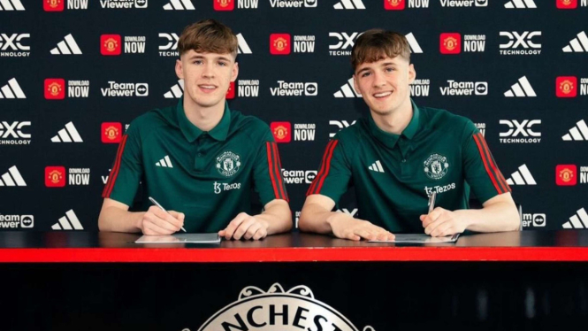 Putra Kembar Darren Fletcher Tanda Tangkan Kontrak di Manchester United