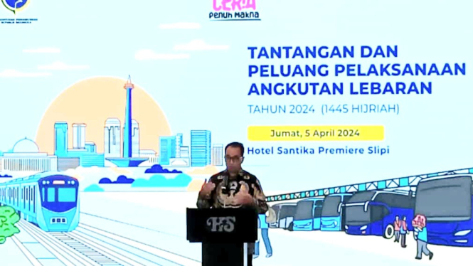 Menteri Perhubungan, Budi Karya Sumadi, saat memberikan sambutan di acara FGD 'Kebijakan Angkutan Lebaran Kementerian Perhubungan 2024/1445 H', di kawasan Slipi, Jakarta Barat, Jumat, 5 April 2024.