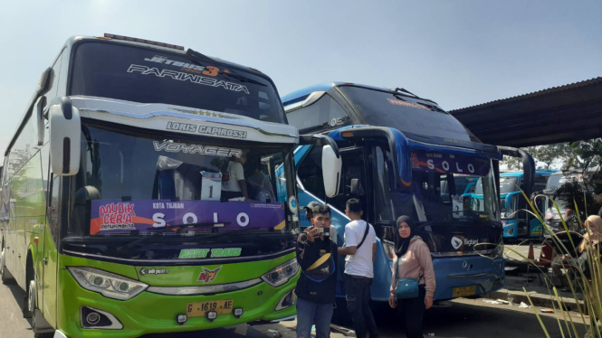Kesiapan para pemudik untuk berangkat ke kampung halaman dalam program mudik gratis 2024 di Terminal Poris, Tangerang