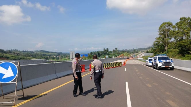 Jalan tol Bocimi ruas Cigombong-Cibadak siap difungsikan mulai hari ini