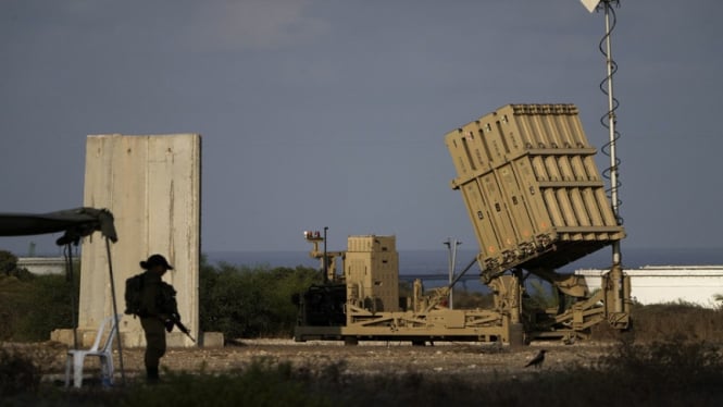 Sistem rudal pertahanan Iron Dome Israel untuk mencegah roket Hamas