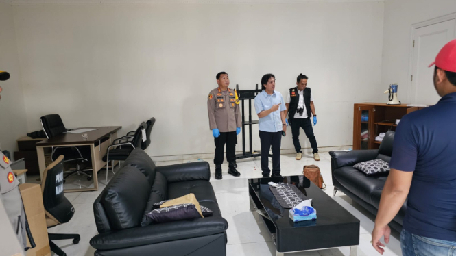 Rumah Pemenangan Prabowo-Gibran di Menteng dibobol maling, tv 32 inchi raib (sumber: Humas Polres Metro Jakarta Pusat)